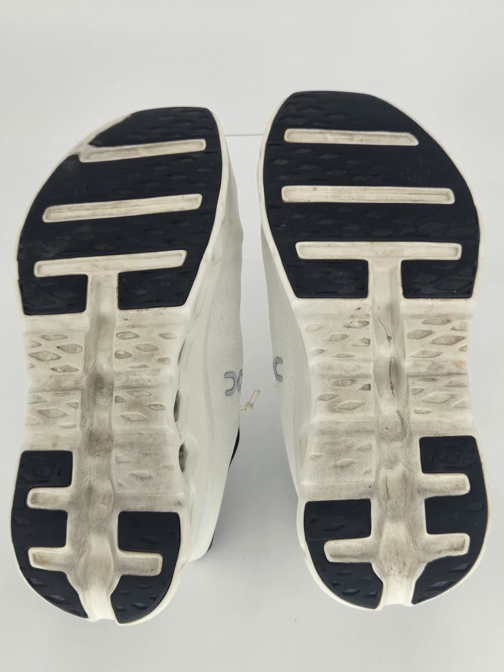 On Running Cloudtilt Women’s Running Shoes - White/Black Size 7 - Picture 9 of 15